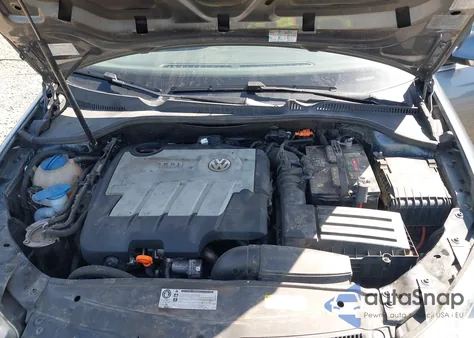 2013 Volkswagen Jetta Sportwagen 2.0L Tdi z USA, uszkodzony, nr VIN 3VWPL7AJ9DM666456